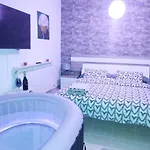 ático Rilque, Independientes Con Jacuzzi Privado Y Terraza En