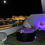 Atico Rilque, Independientes Con Jacuzzi Privado Y Terraza En Apartment *