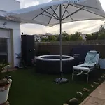 Atico Rilque, Independientes Con Jacuzzi Privado Y Terraza En Apartment
