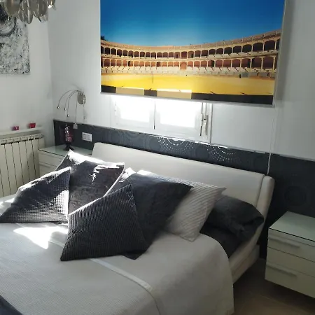 Atico Rilque, Independientes Con Jacuzzi Privado Y Terraza En Apartman *