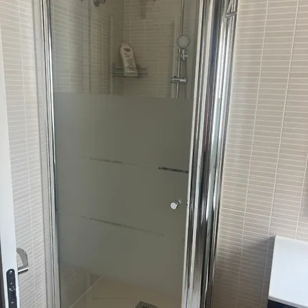 Atico Rilque, Independientes Con Jacuzzi Privado Y Terraza En Apartment *