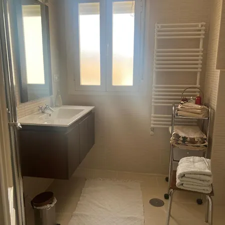 Atico Rilque, Independientes Con Jacuzzi Privado Y Terraza En Ρόντα