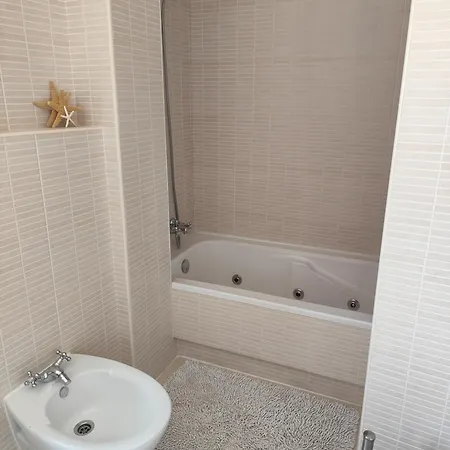 Апартаменти Atico Rilque, Independientes Con Jacuzzi Privado Y Terraza En Ронда
