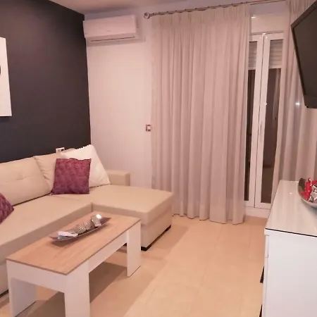 Lägenhet Atico Rilque, Independientes Con Jacuzzi Privado Y Terraza En *