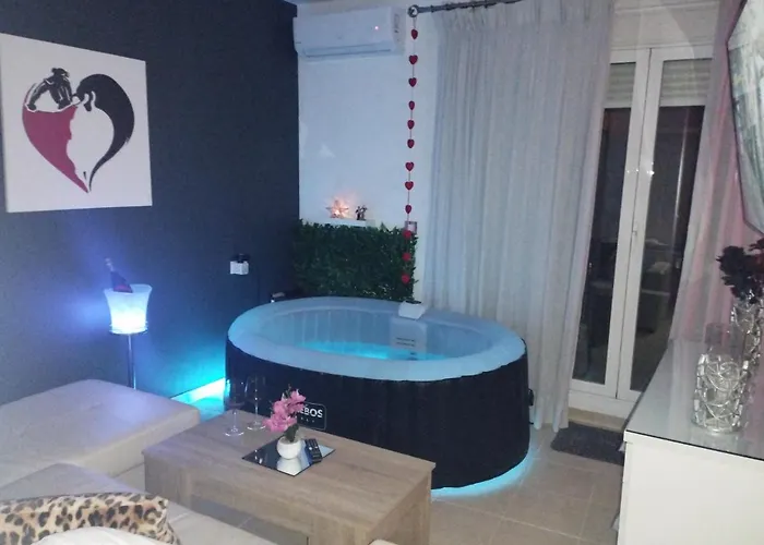 ático Rilque, Independientes Con Jacuzzi Privado Y Terraza En