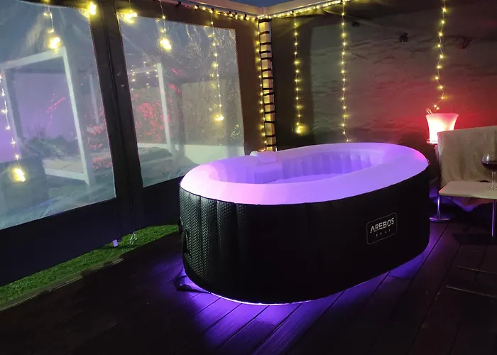 ático Rilque, Independientes Con Jacuzzi Privado Y Terraza En Appartamento Ronda