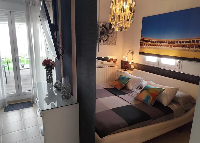 ático Rilque, Independientes Con Jacuzzi Privado Y Terraza En