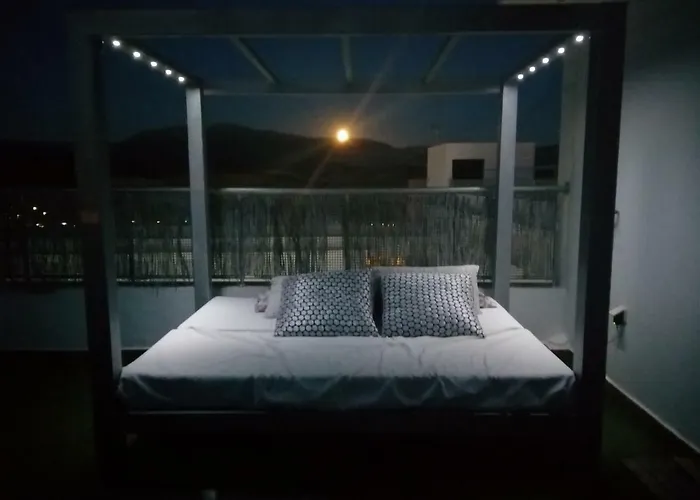 ático Rilque, Independientes Con Jacuzzi Privado Y Terraza En Ronda